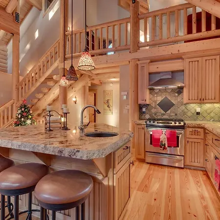 Lodgepole Retreat - A Gorgeous Classic 3Br Log Cabin With Private Hot Tub